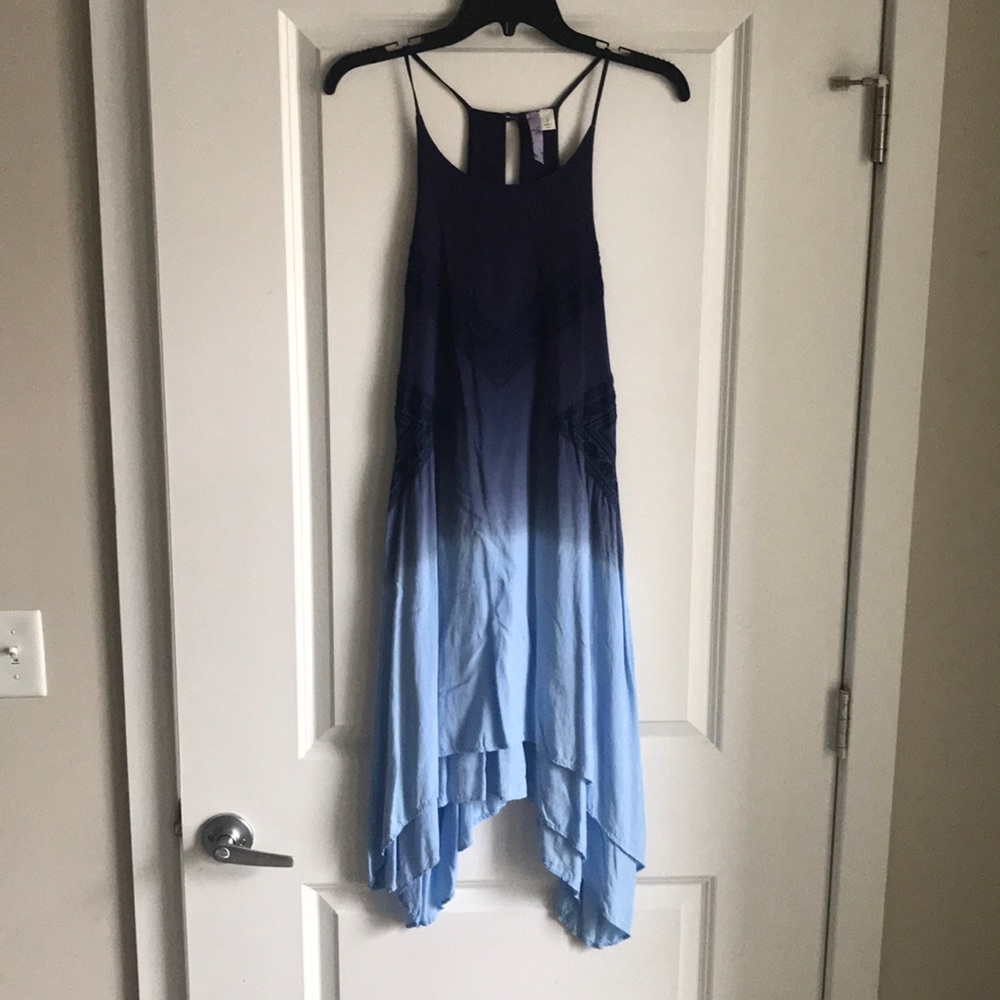 ❌SOLD❌ 💙 Francesca’s Collections Dress 💙